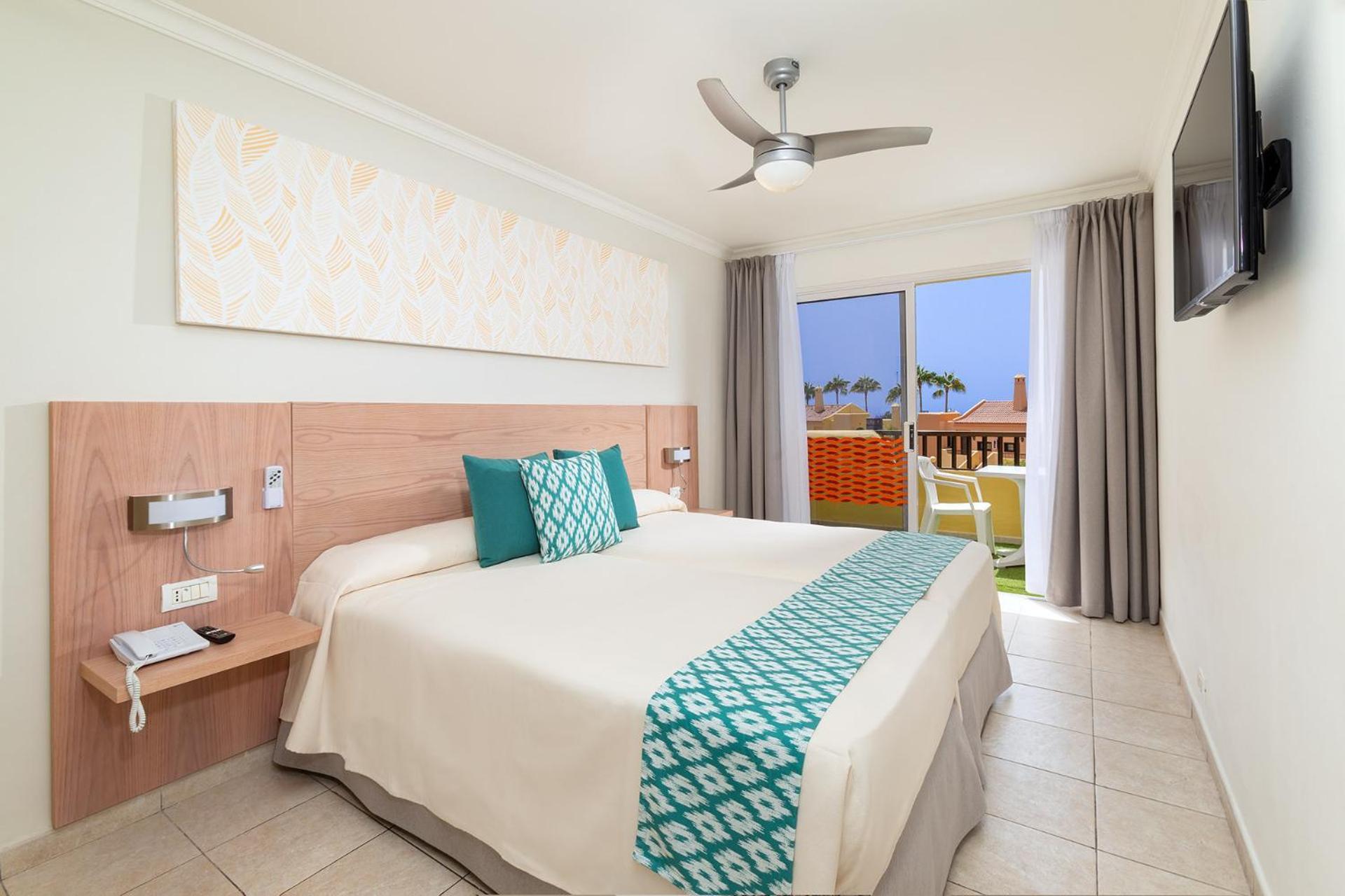 Tagoro Family & Fun Costa Adeje Hotel Exterior photo